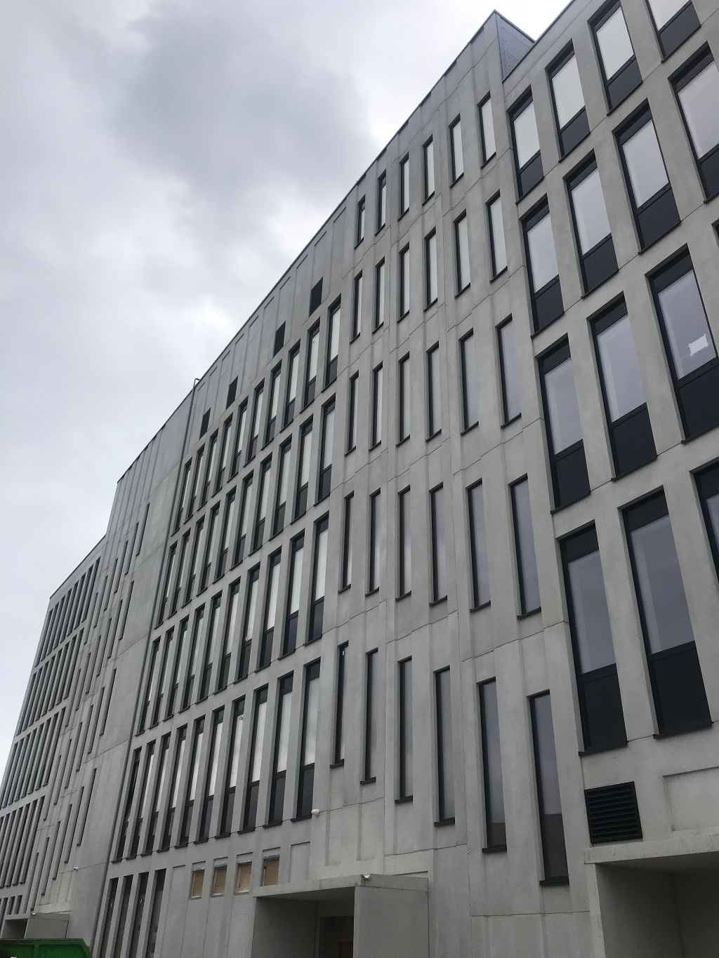 LINKODAS atliktas objektas - INHUS administracinio pastato fasadas