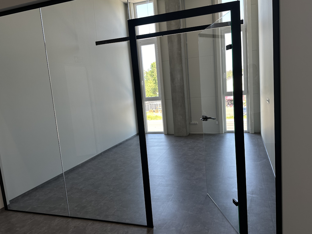 „Vilpra“ UAB logistikos centro administracinių patalpų apdaila – logistika darbai, UAB LINKODAS (6 nuotrauka)